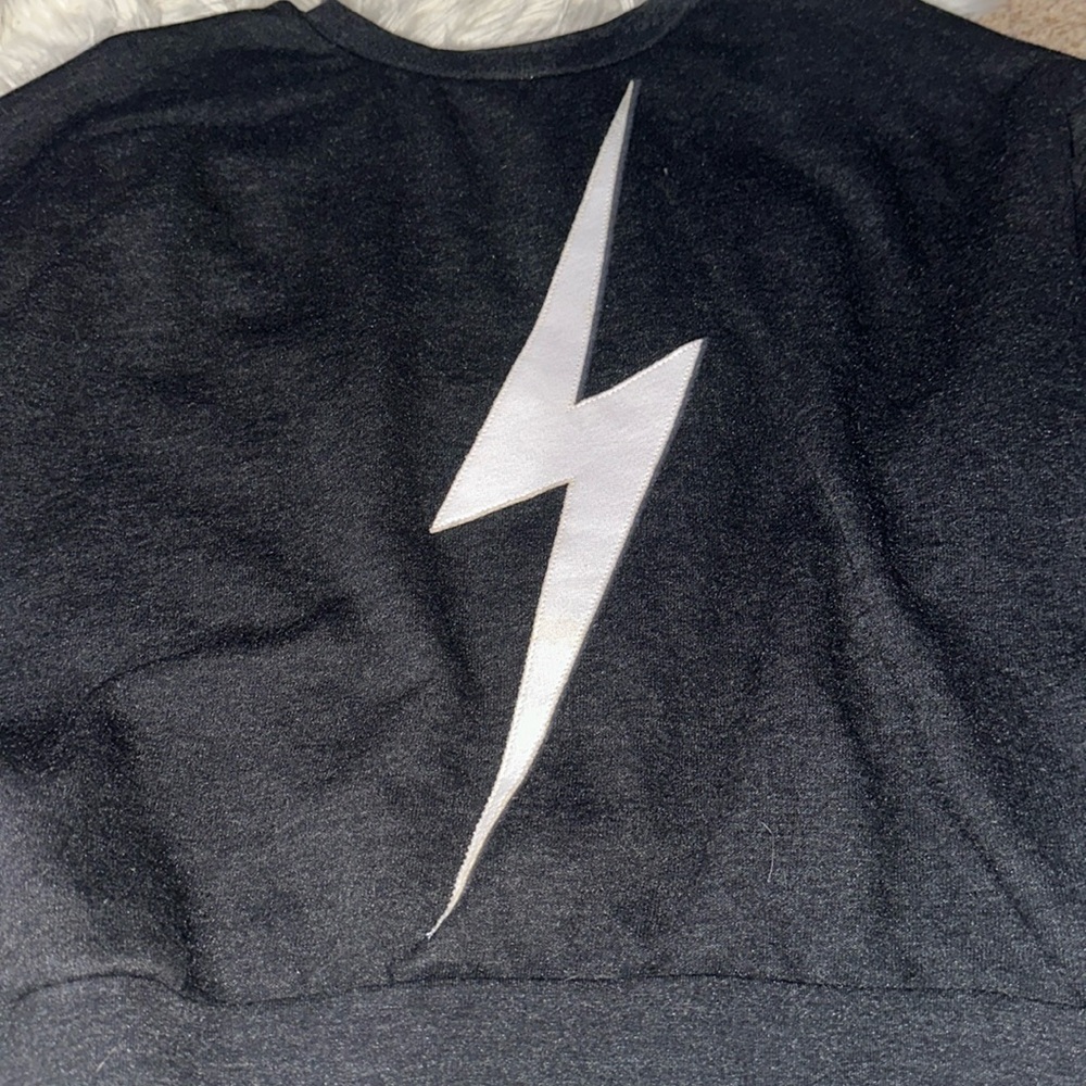 black aviator nation pull over